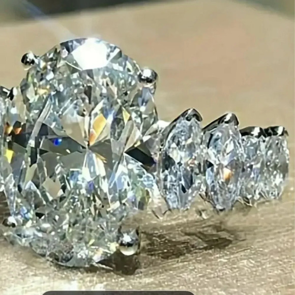 HUGE 7Ct. Oval Lab created diamond  Cocktail Ring Silver Wedding Size 7 - Picture 4 of 7